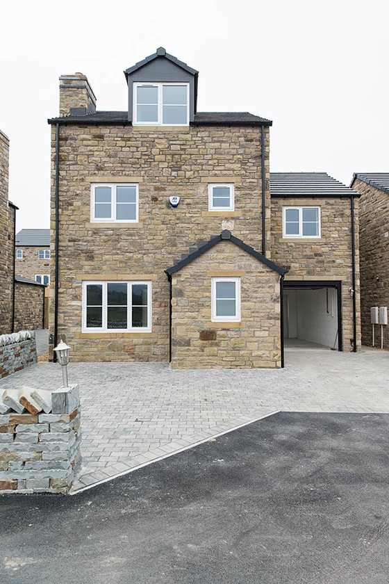 Skipton-Properties-Exterior-09Corrected-Verticals) 
 Keywords: Hors, Horse, Equestrian, Equine